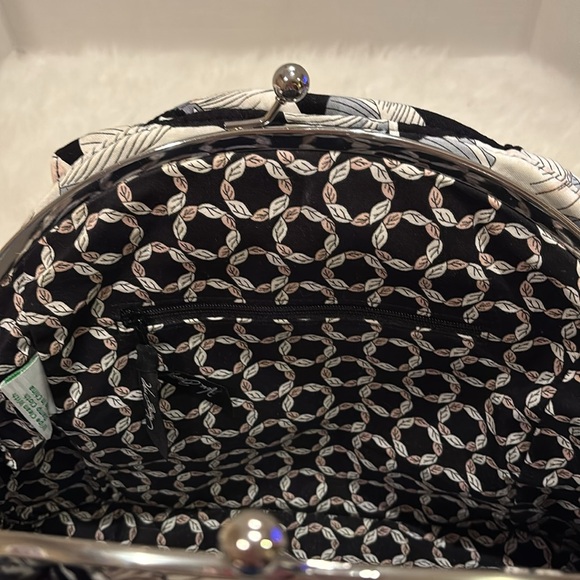 Vera Bradley Black and Cream Women's Handbag/EUC - Picture 7 of 7